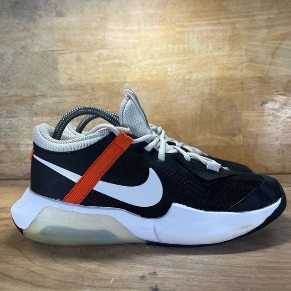 Nike Shoes - Nike Air Zoom Crossover Womens Sz 8.5 (7Y) Shoes Sneakers Blk Orange DC5216-004